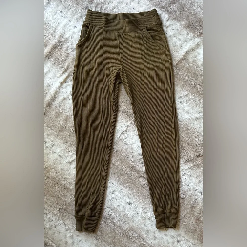 Amour Vert Skylar Paris Rib Jogger Matcha XXS - Picture 6 of 8